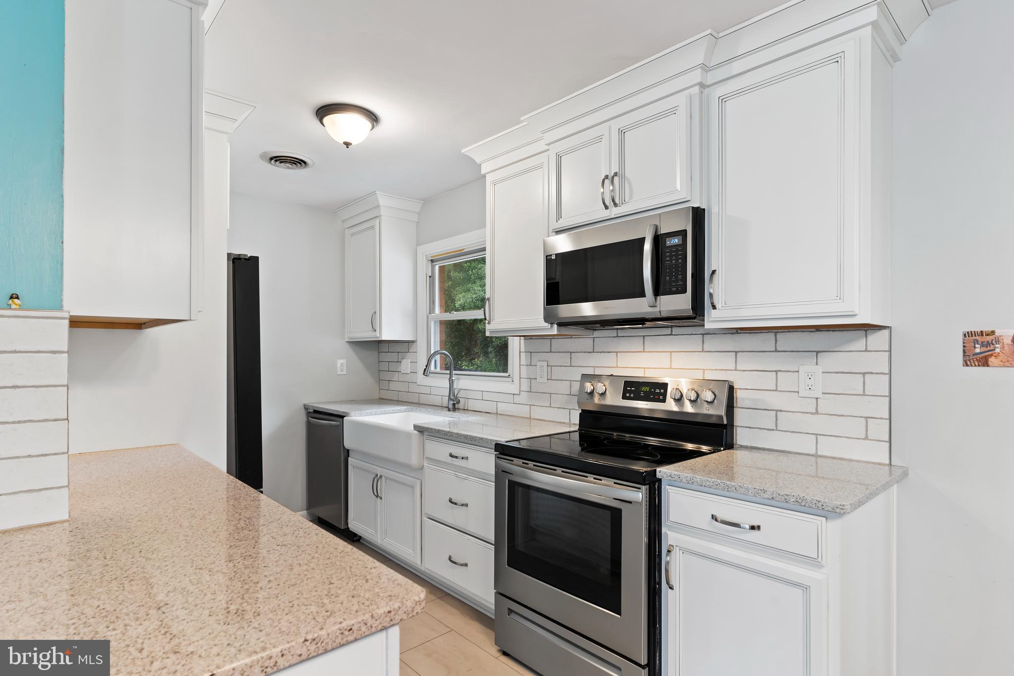 RIVERVIEW - Residential