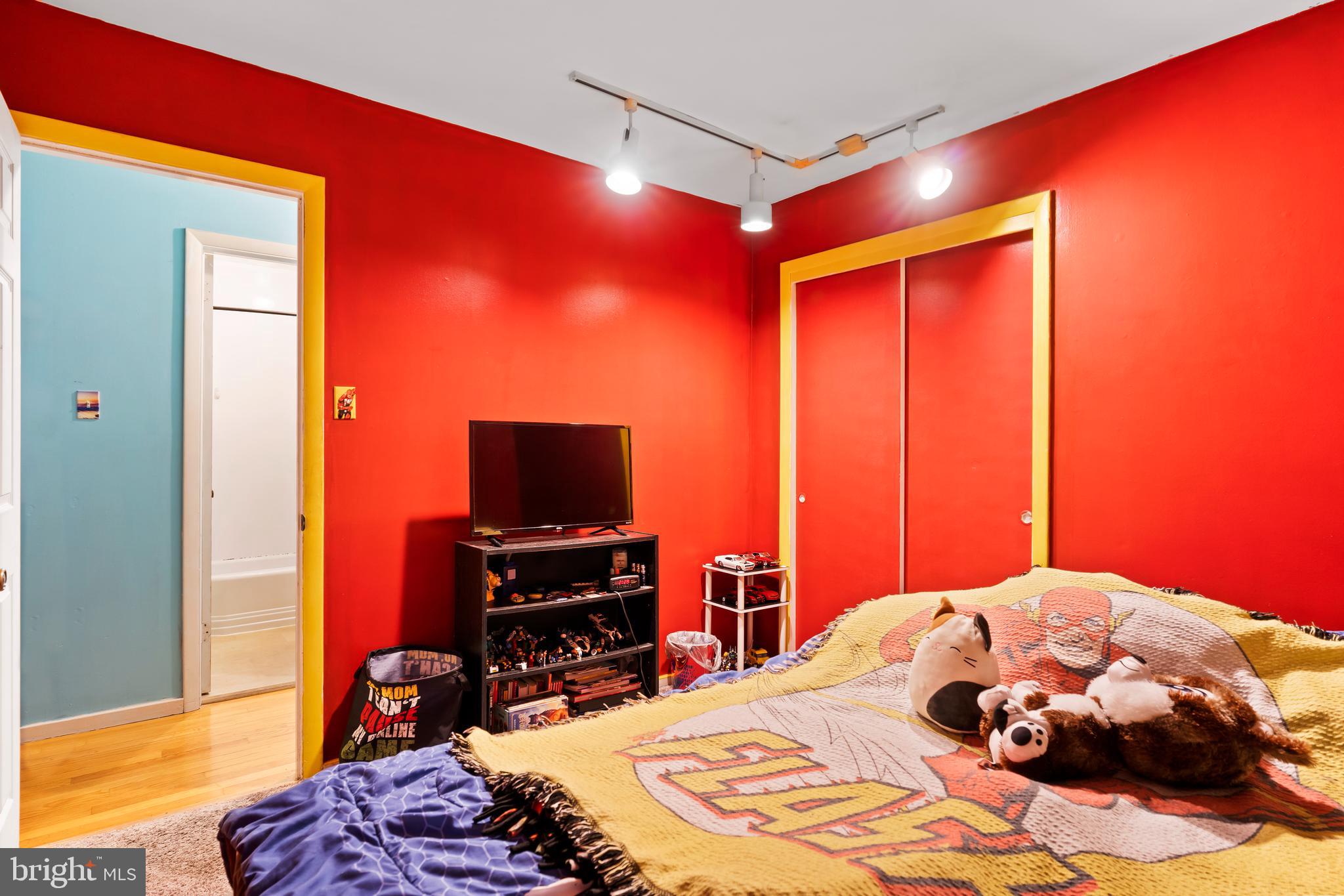 RIVERVIEW - Residential