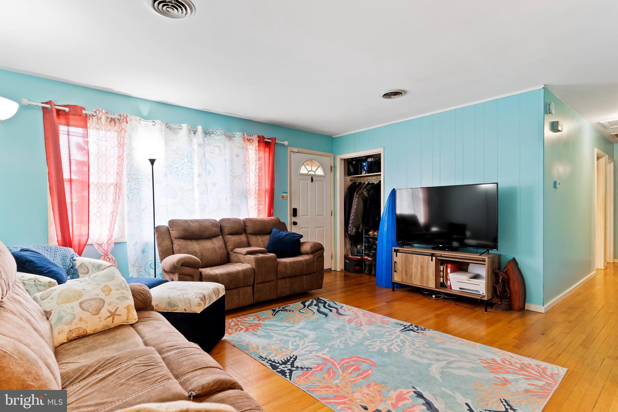 RIVERVIEW - Residential