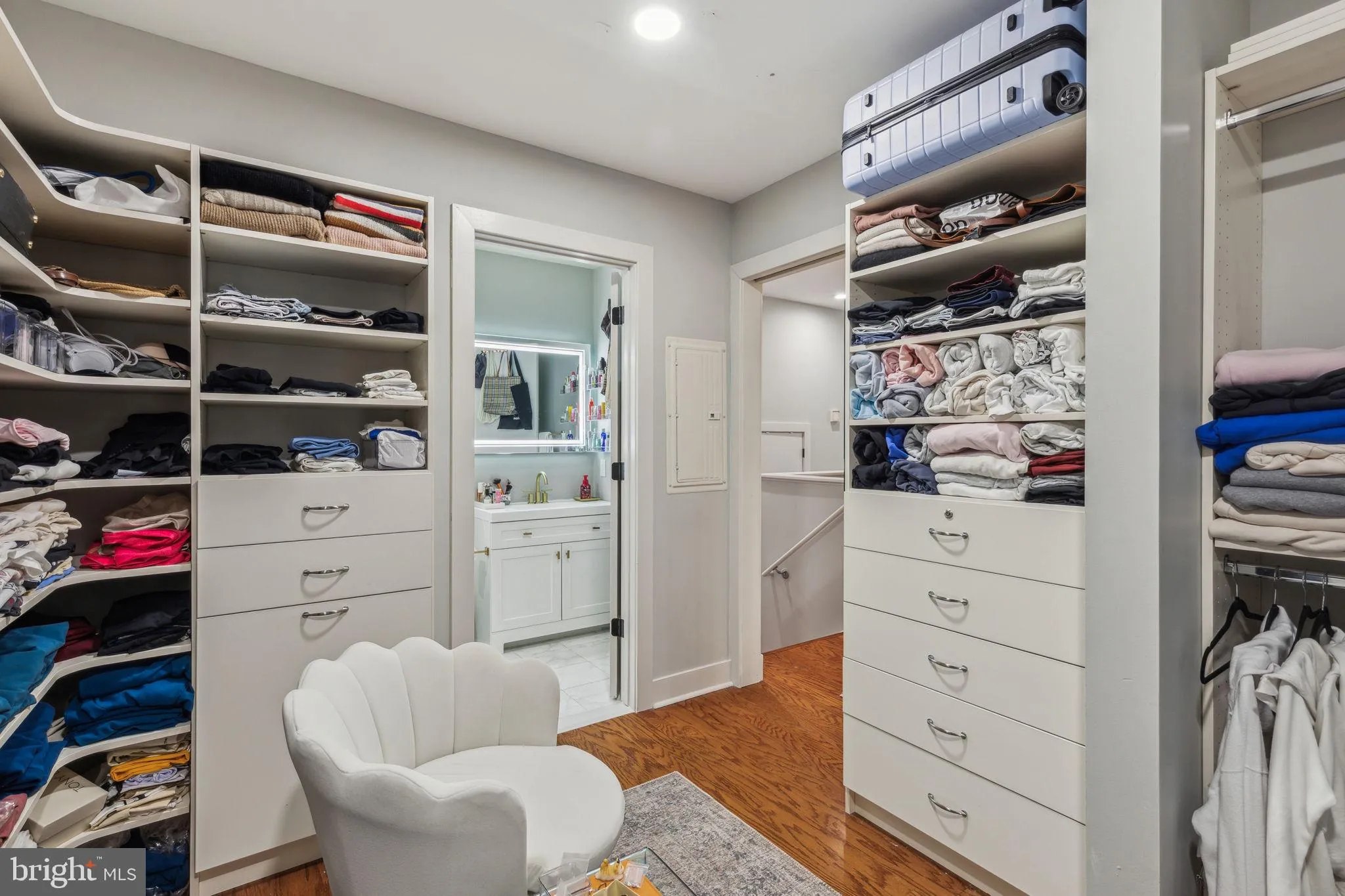 Philadelphia, Pennsylvania 19103, United States, 1 Bedroom Bedrooms, ,2 BathroomsBathrooms,Residential,Active,93580