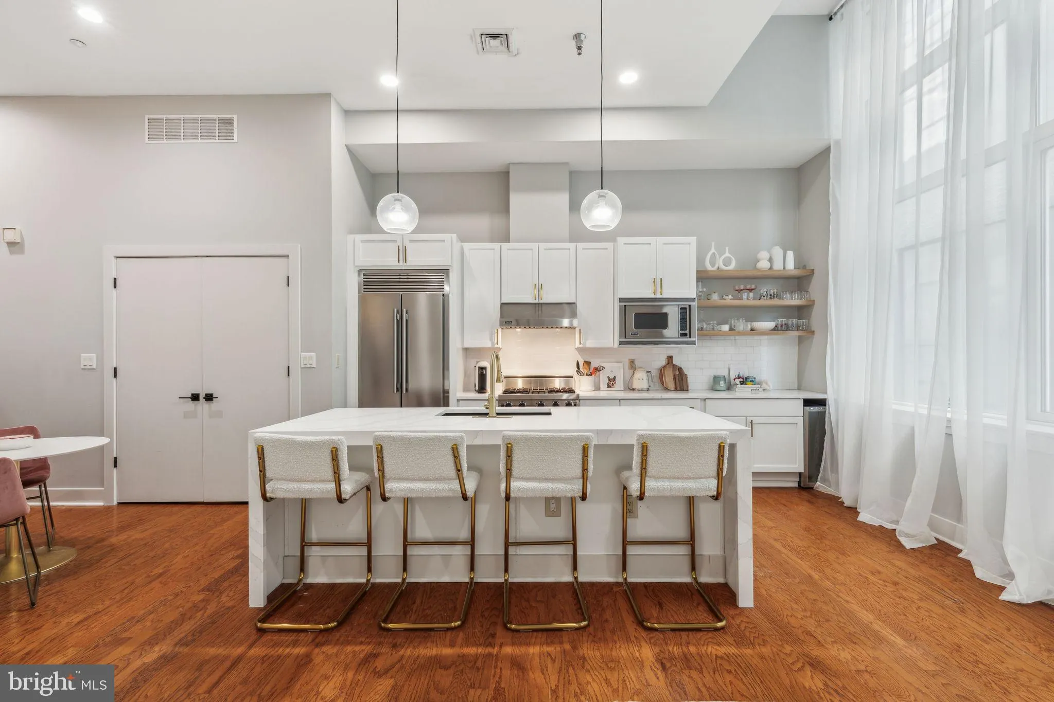 Philadelphia, Pennsylvania 19103, United States, 1 Bedroom Bedrooms, ,2 BathroomsBathrooms,Residential,Active,93580