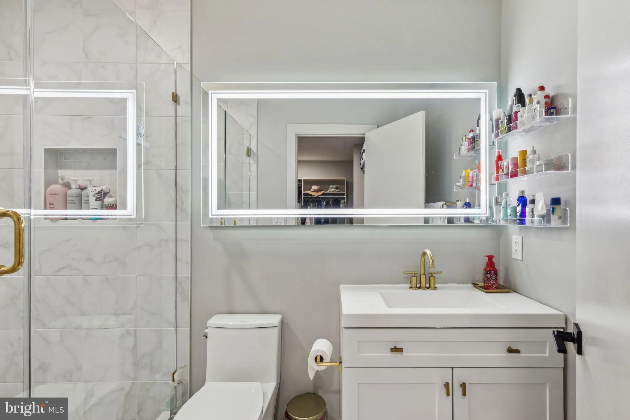 Philadelphia, Pennsylvania 19103, United States, 1 Bedroom Bedrooms, ,2 BathroomsBathrooms,Residential,Active,93580