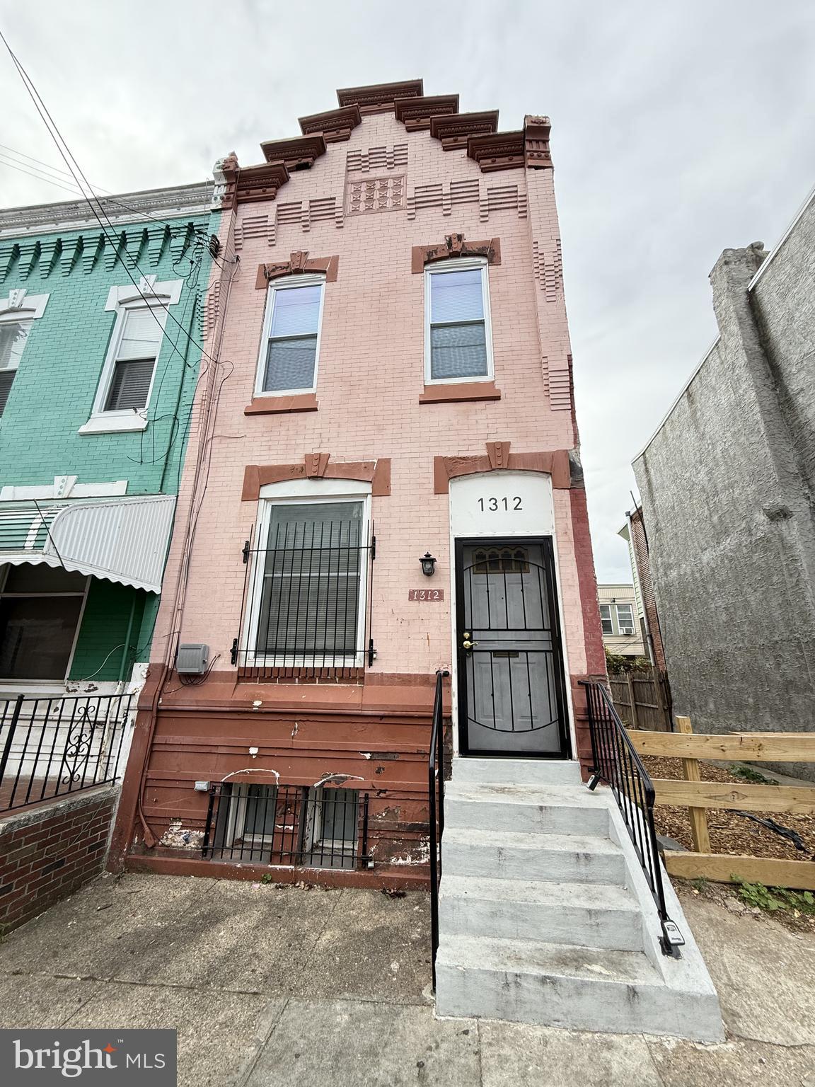 PHILADELPHIA (NORTH) - Residential