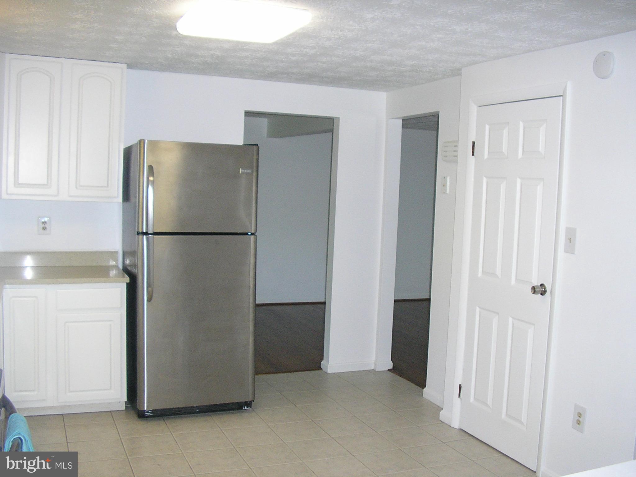 FOX MILL ESTATES - Residential Lease