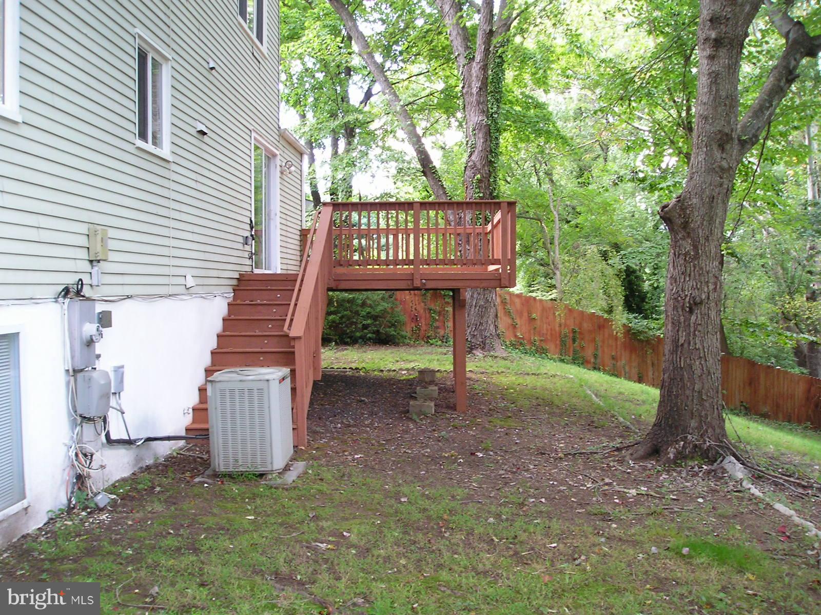 FOX MILL ESTATES - Residential Lease