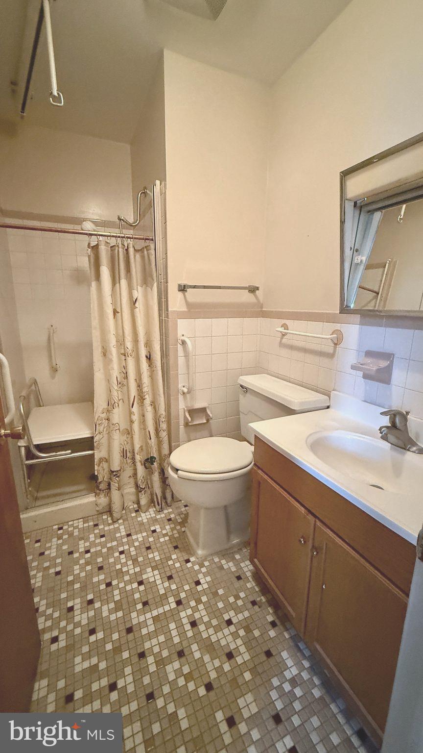 THE HIGHLANDS - Residential