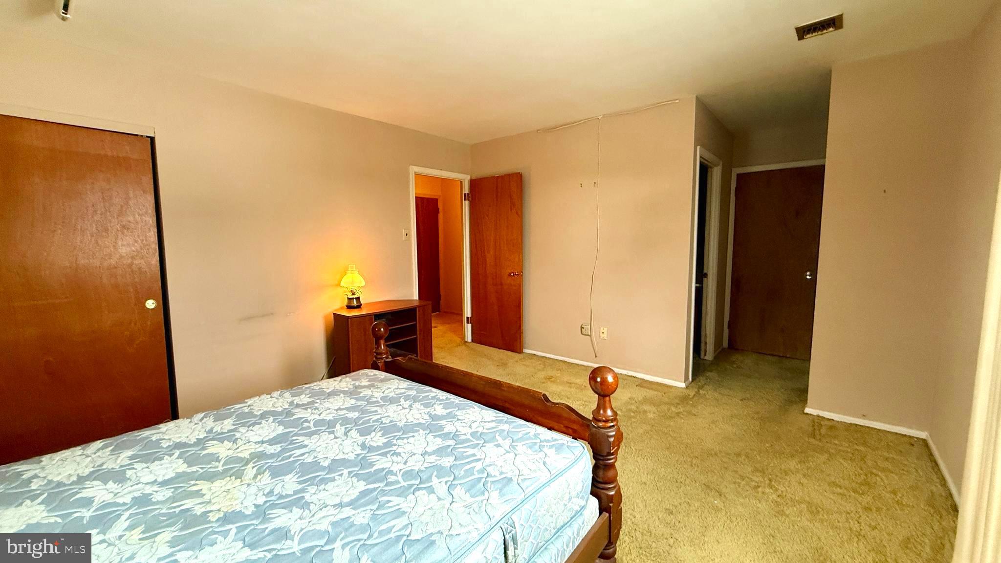 THE HIGHLANDS - Residential