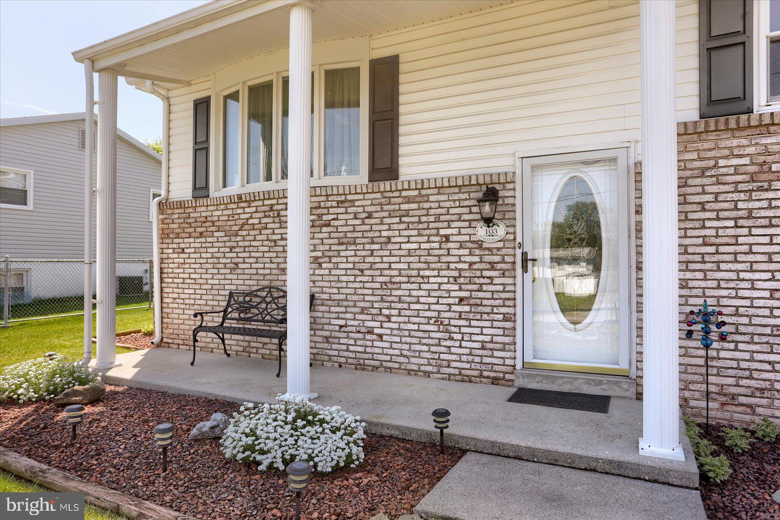 NEW OXFORD BOROUGH - Residential