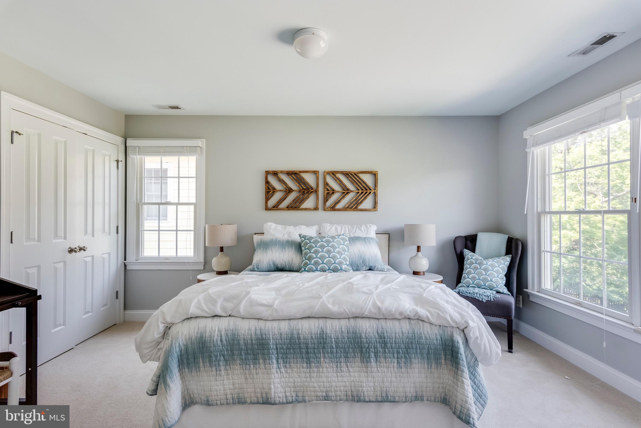 HOMEWOOD - Residential