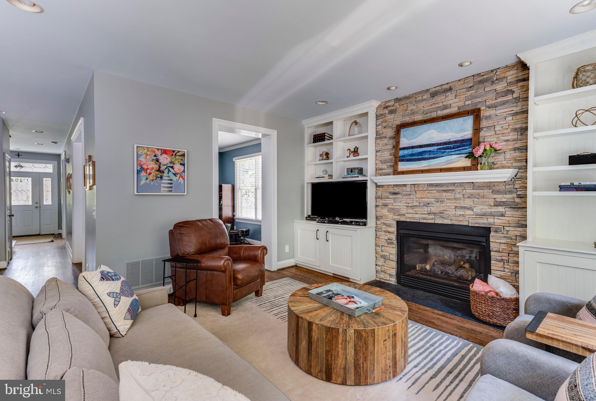 HOMEWOOD - Residential