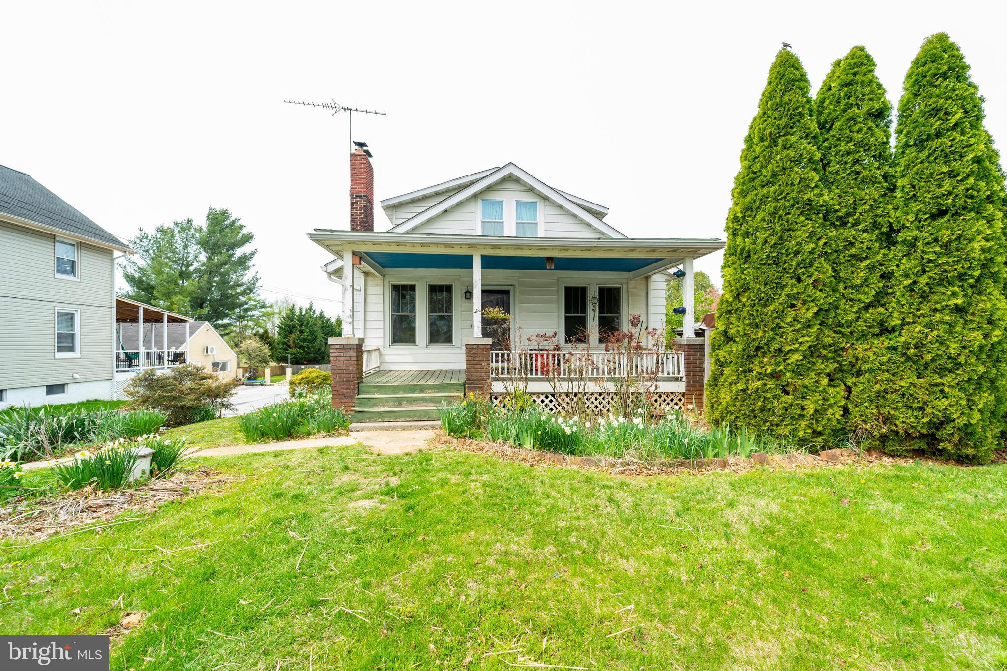13816 HANOVER PIKE