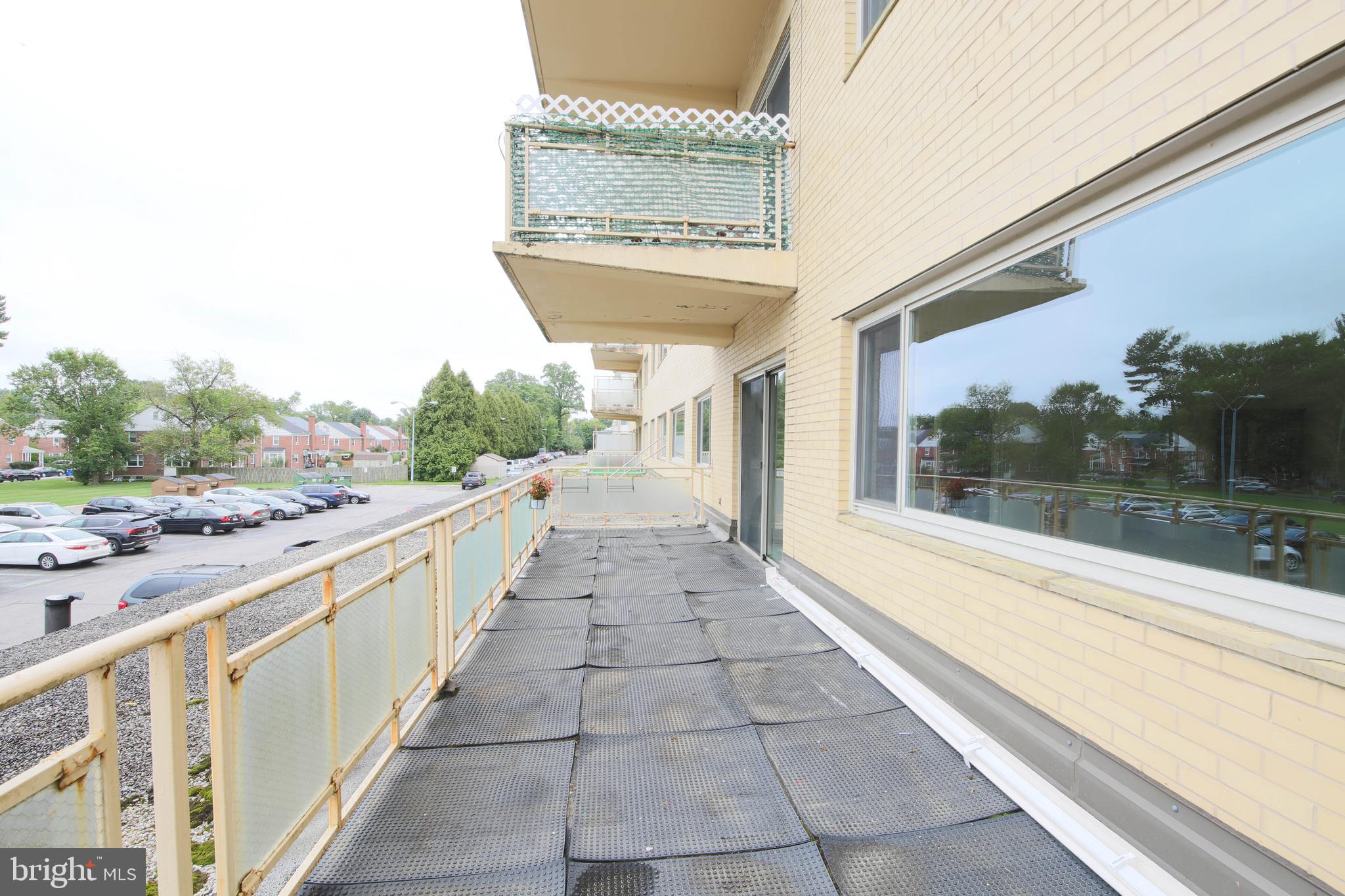 PARK TOWERS WEST - Residential