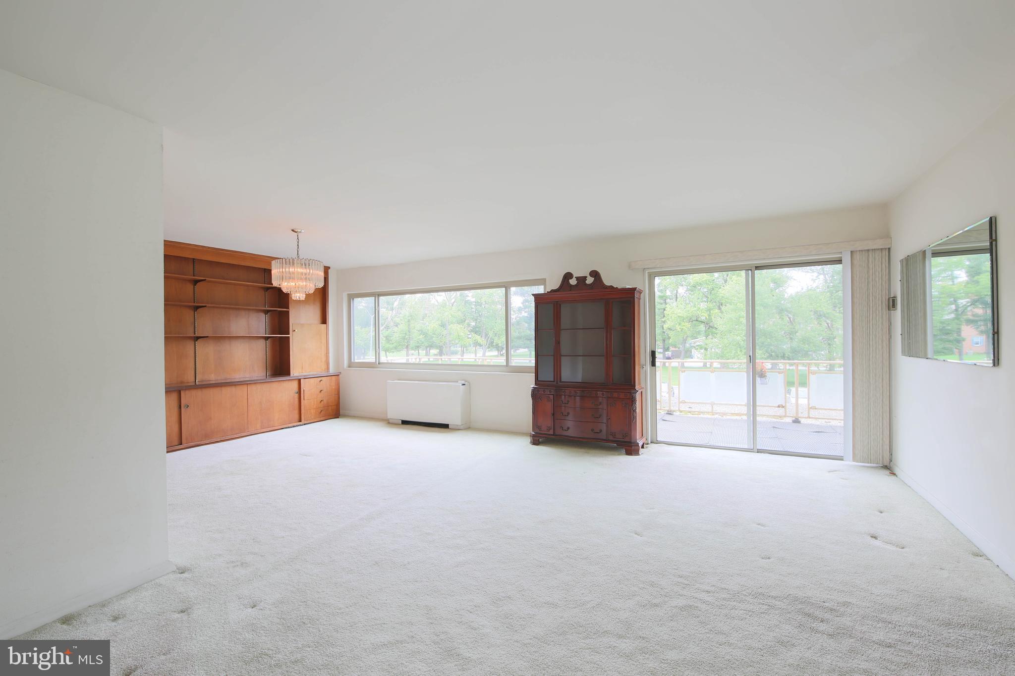 PARK TOWERS WEST - Residential