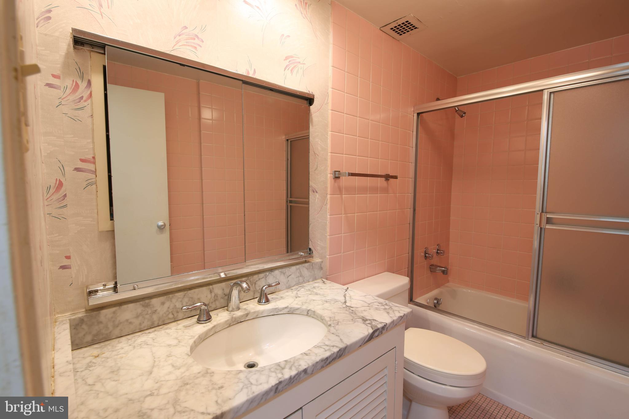 PARK TOWERS WEST - Residential