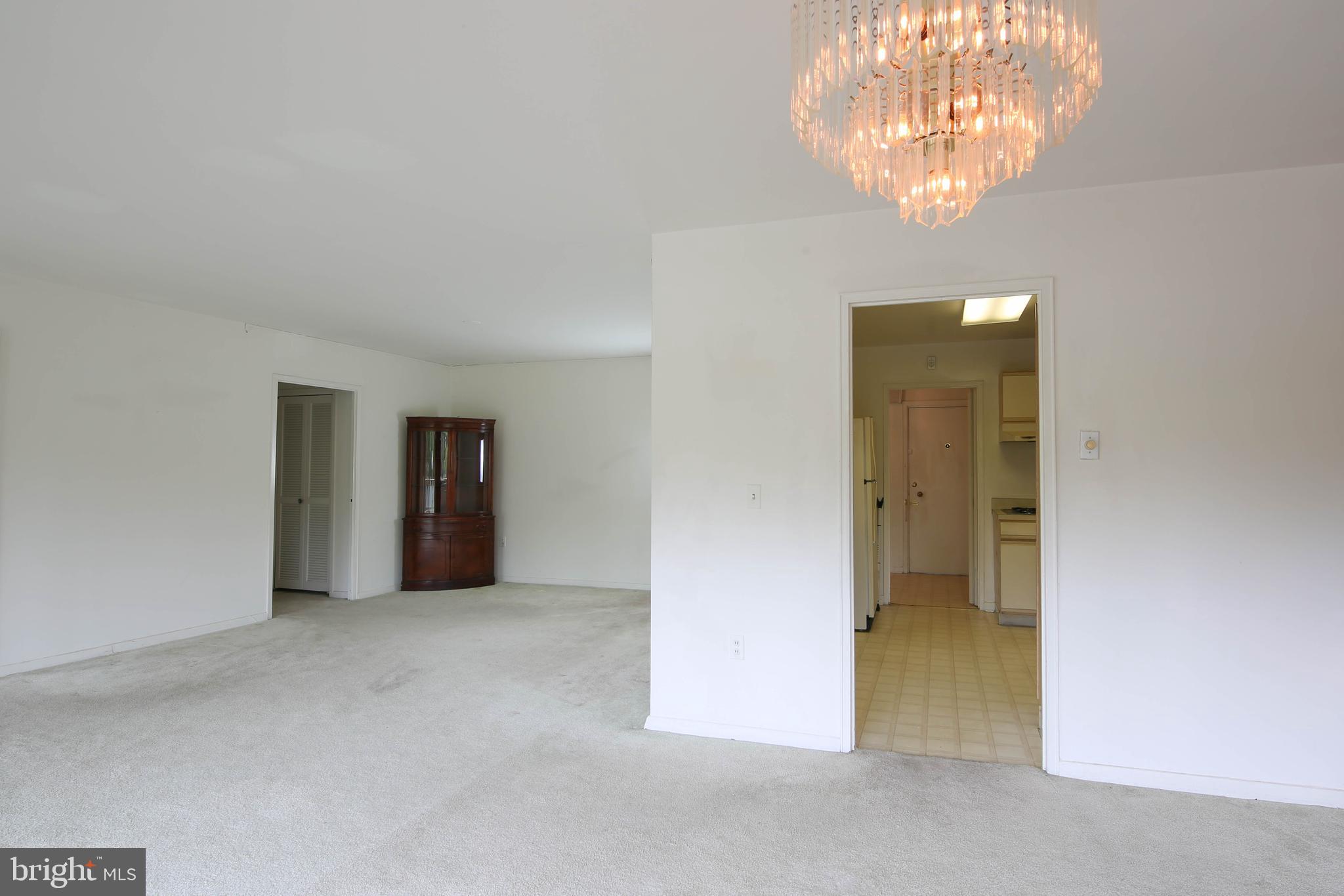 PARK TOWERS WEST - Residential