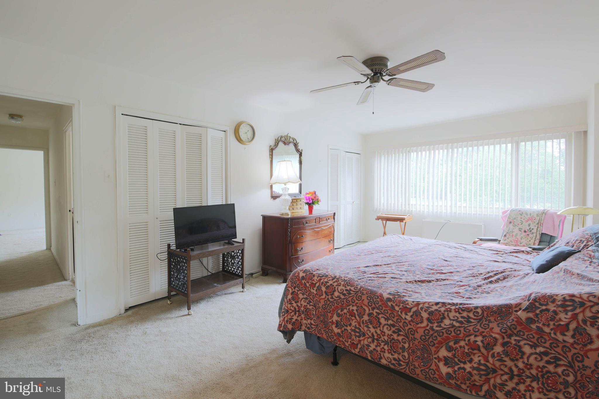 PARK TOWERS WEST - Residential