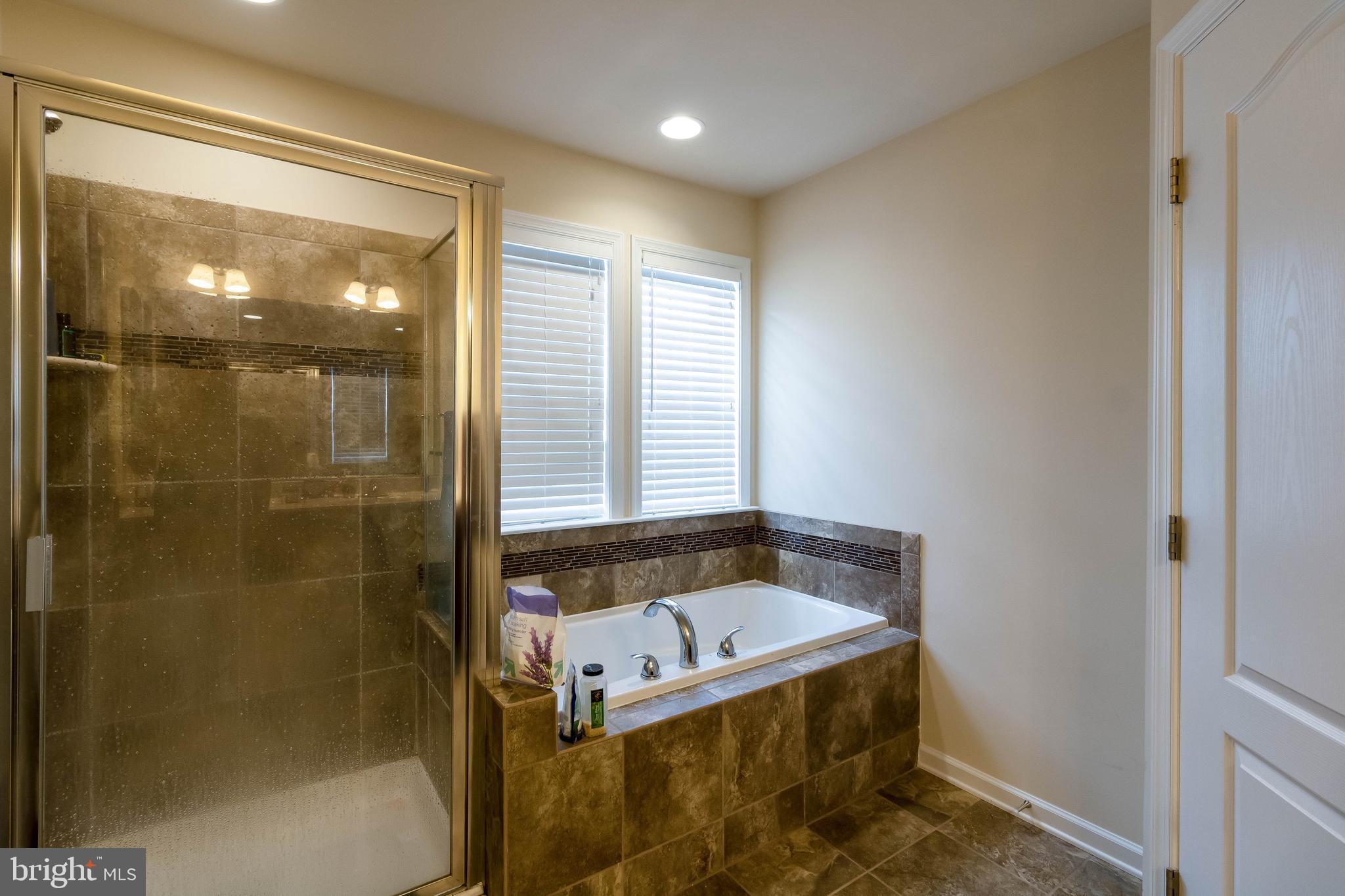 MARSHALL GROVE ESTATES - Residential