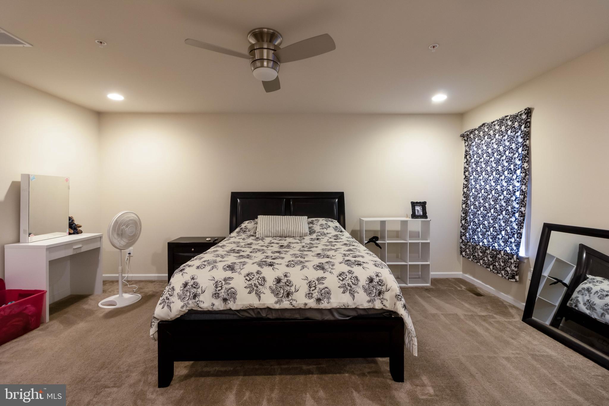 MARSHALL GROVE ESTATES - Residential