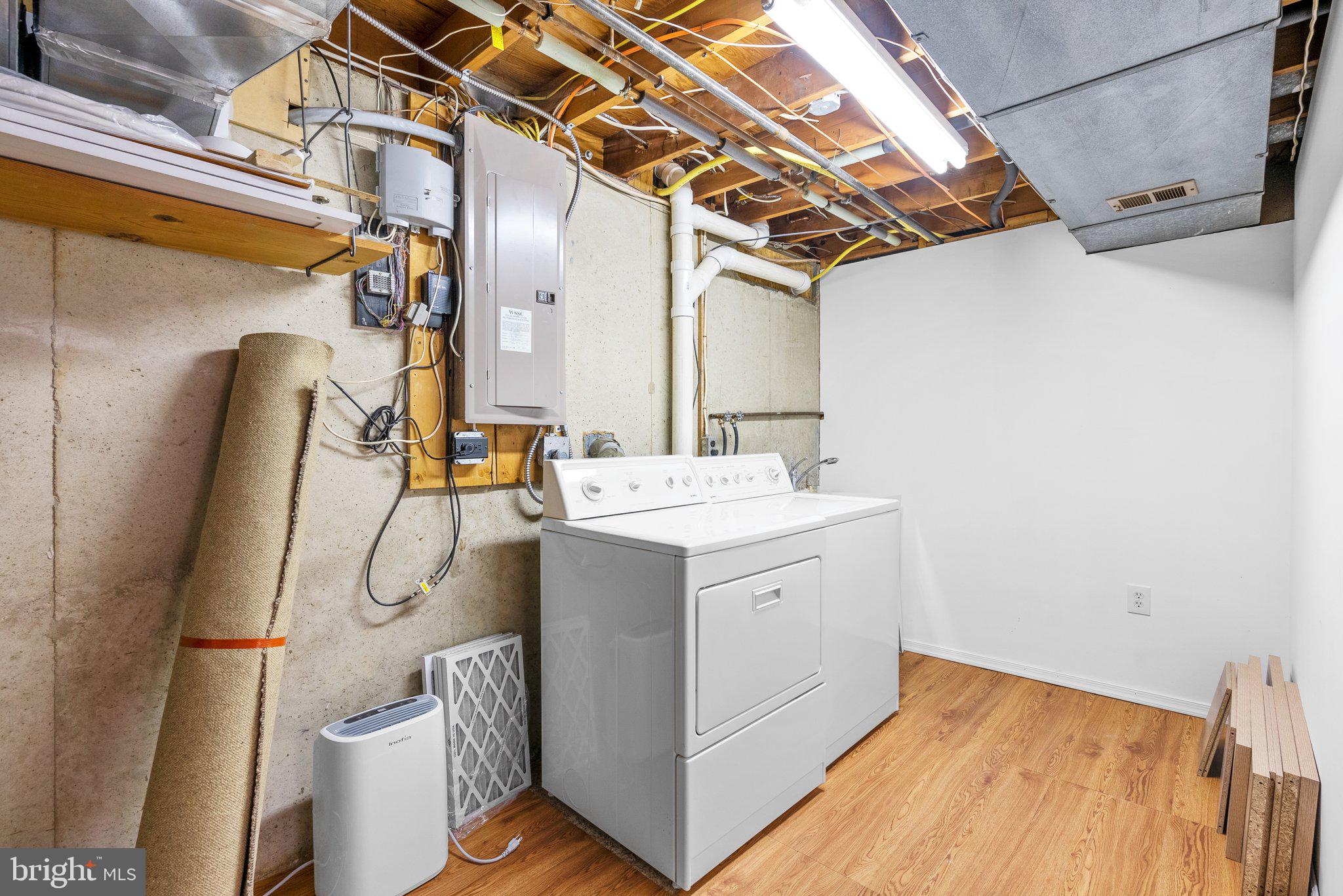 FOX HILLS OF POTOMAC - Residential