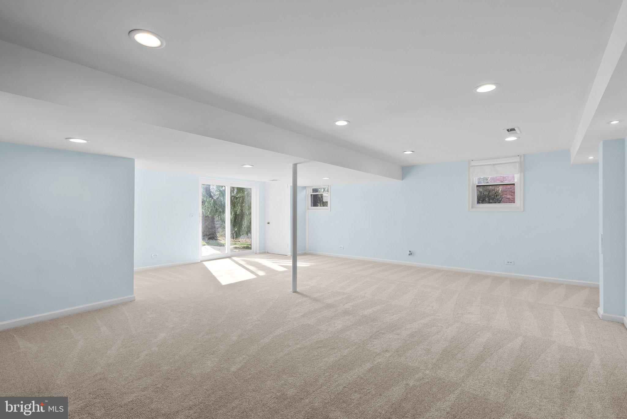 FOX HILLS OF POTOMAC - Residential