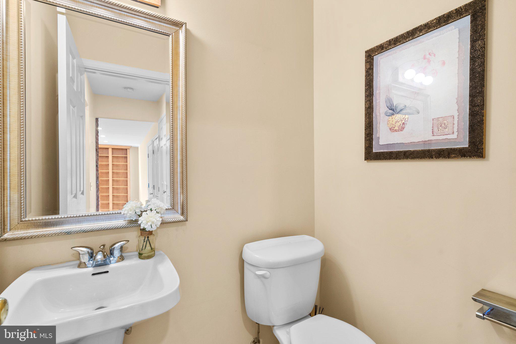 FOX HILLS OF POTOMAC - Residential