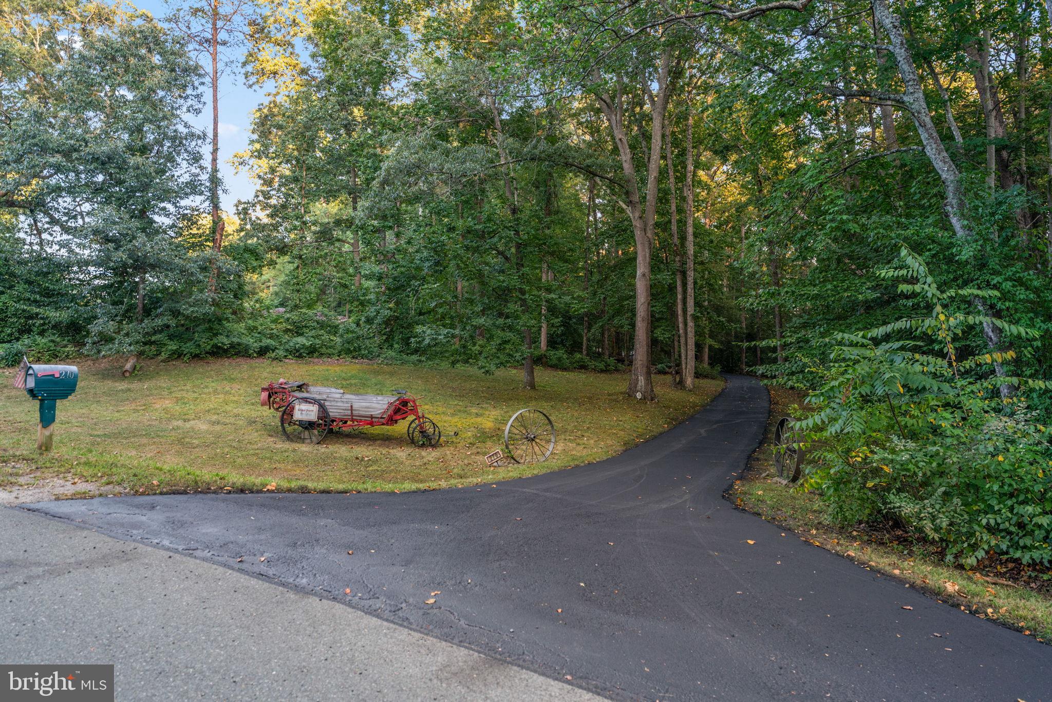 AQUIA CREEK - Residential