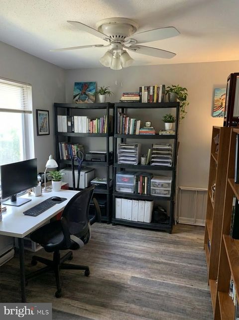 Photo of 615 Center Street #104, HERNDON, VA 20170 (MLS # VAFX2306290)