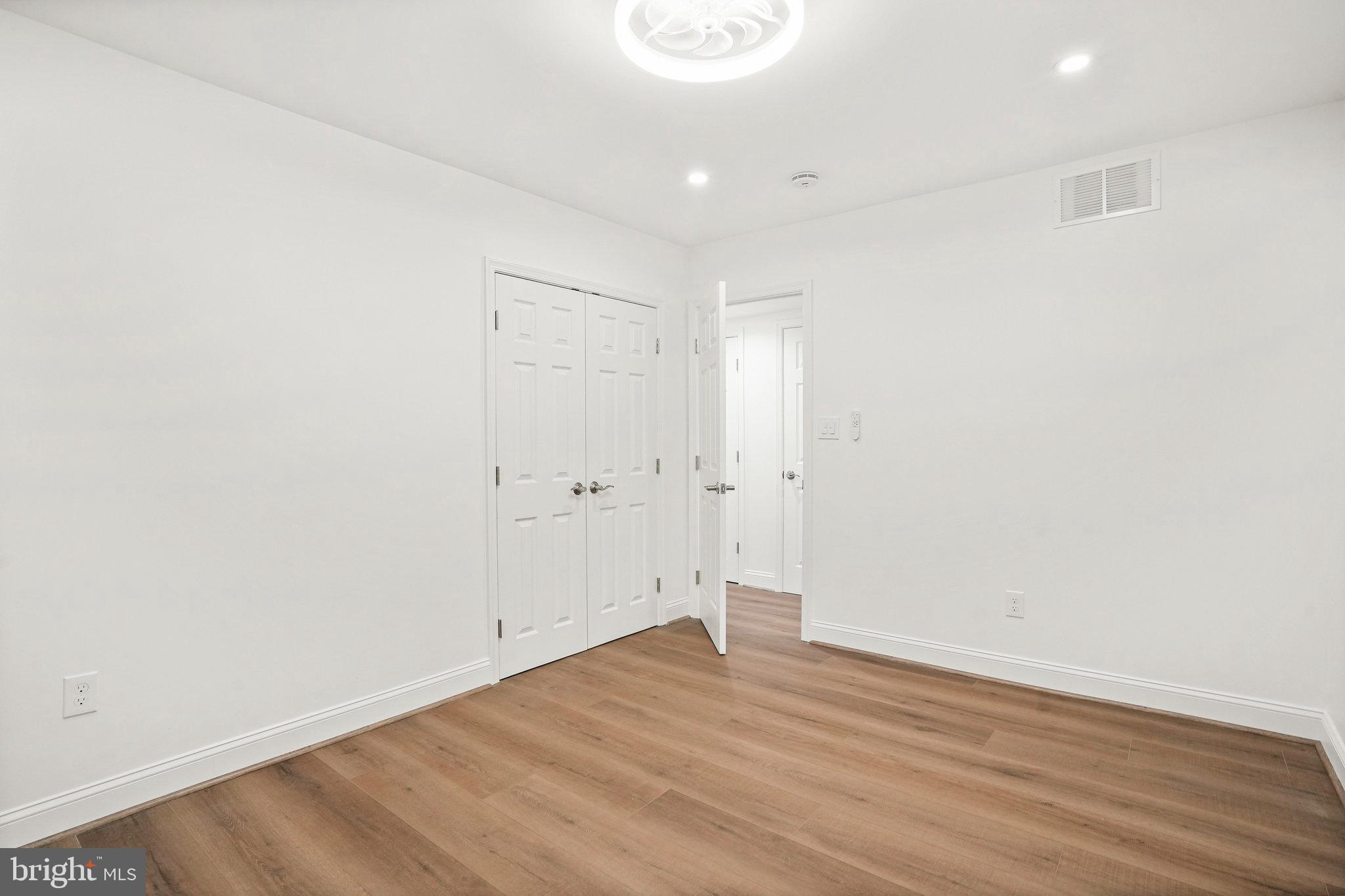 PARK PLACE CONDOMINIUMS - Residential Lease