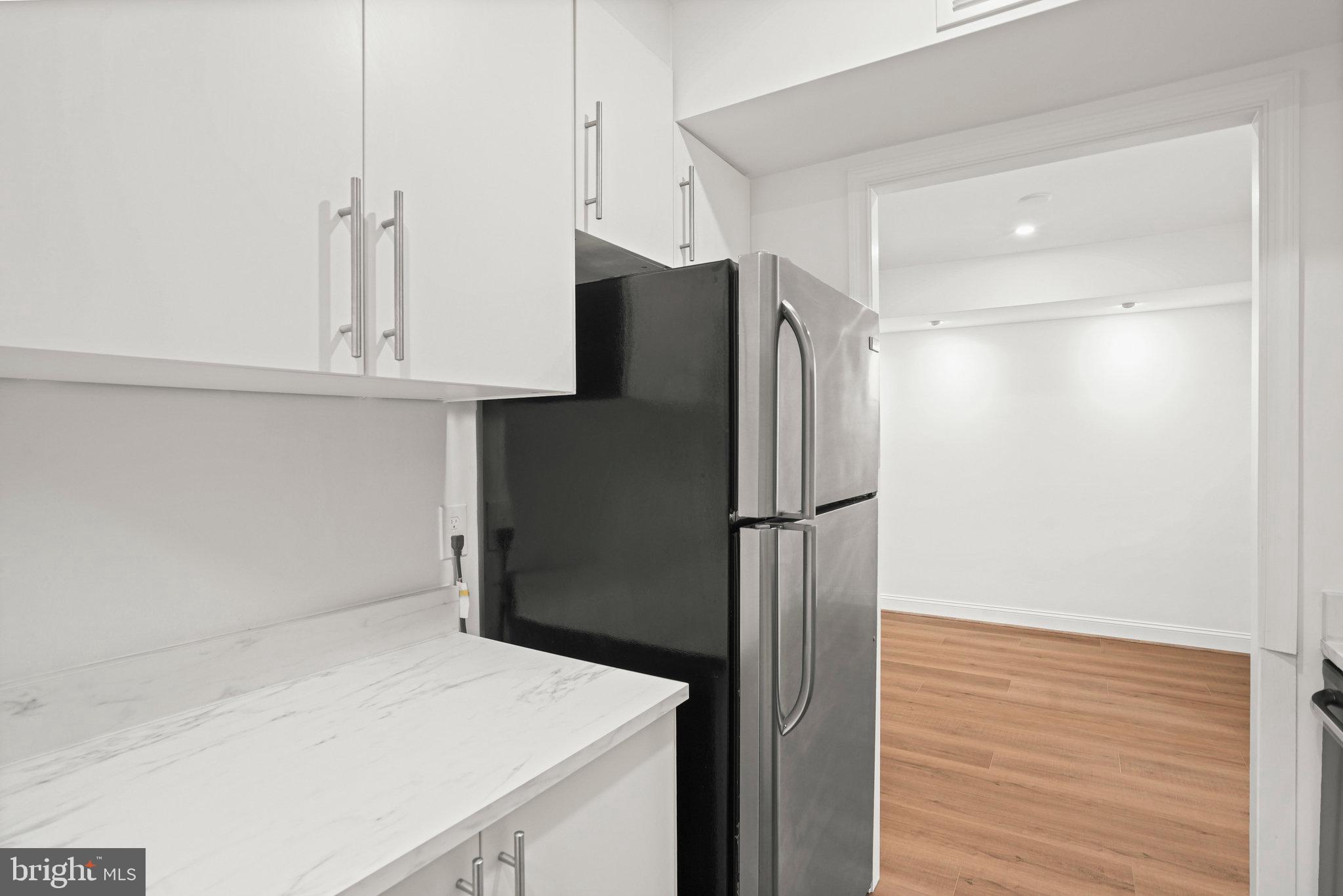 PARK PLACE CONDOMINIUMS - Residential Lease