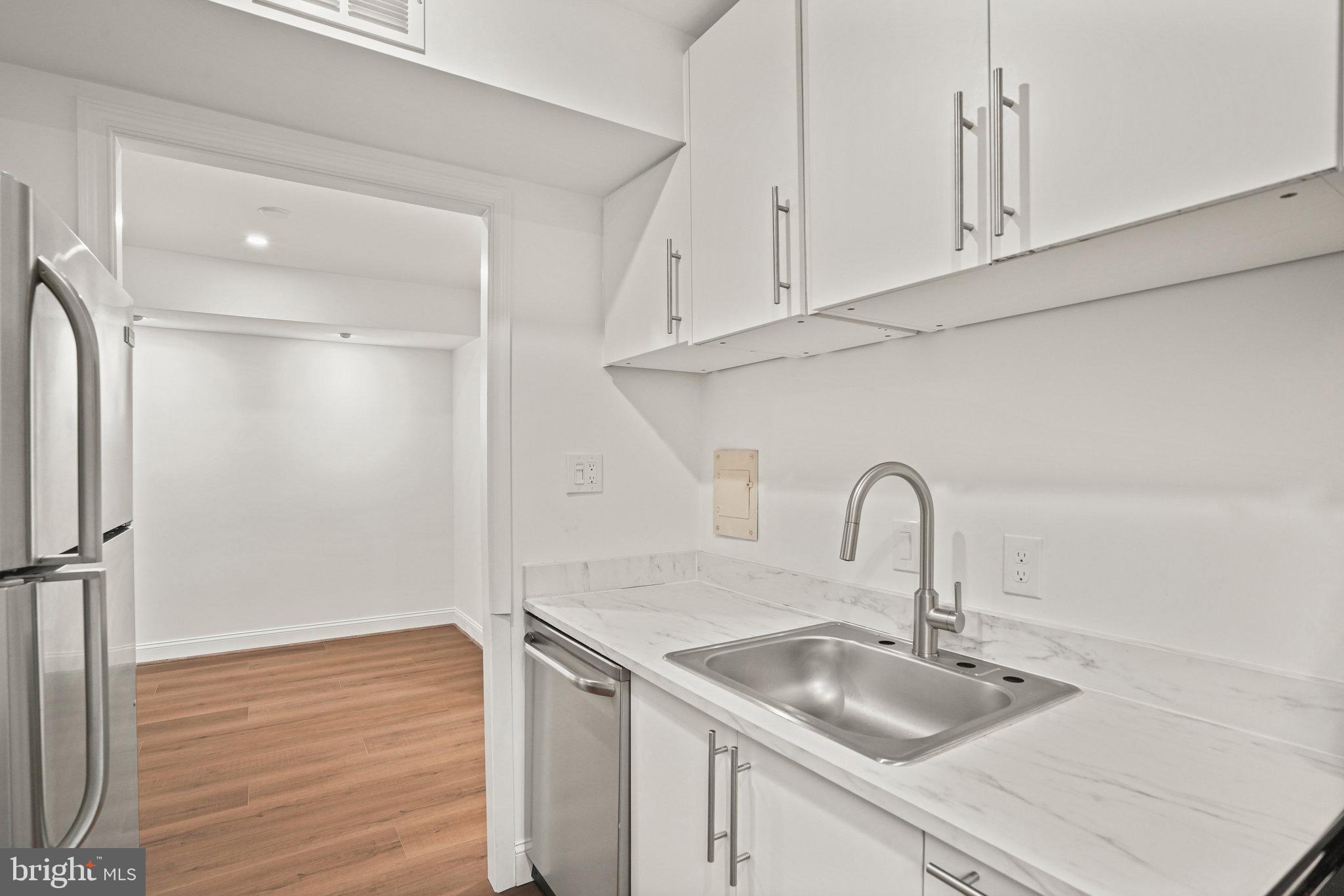 PARK PLACE CONDOMINIUMS - Residential Lease