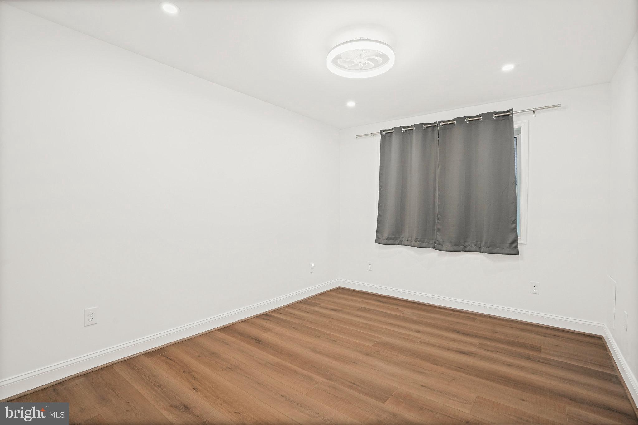 PARK PLACE CONDOMINIUMS - Residential Lease