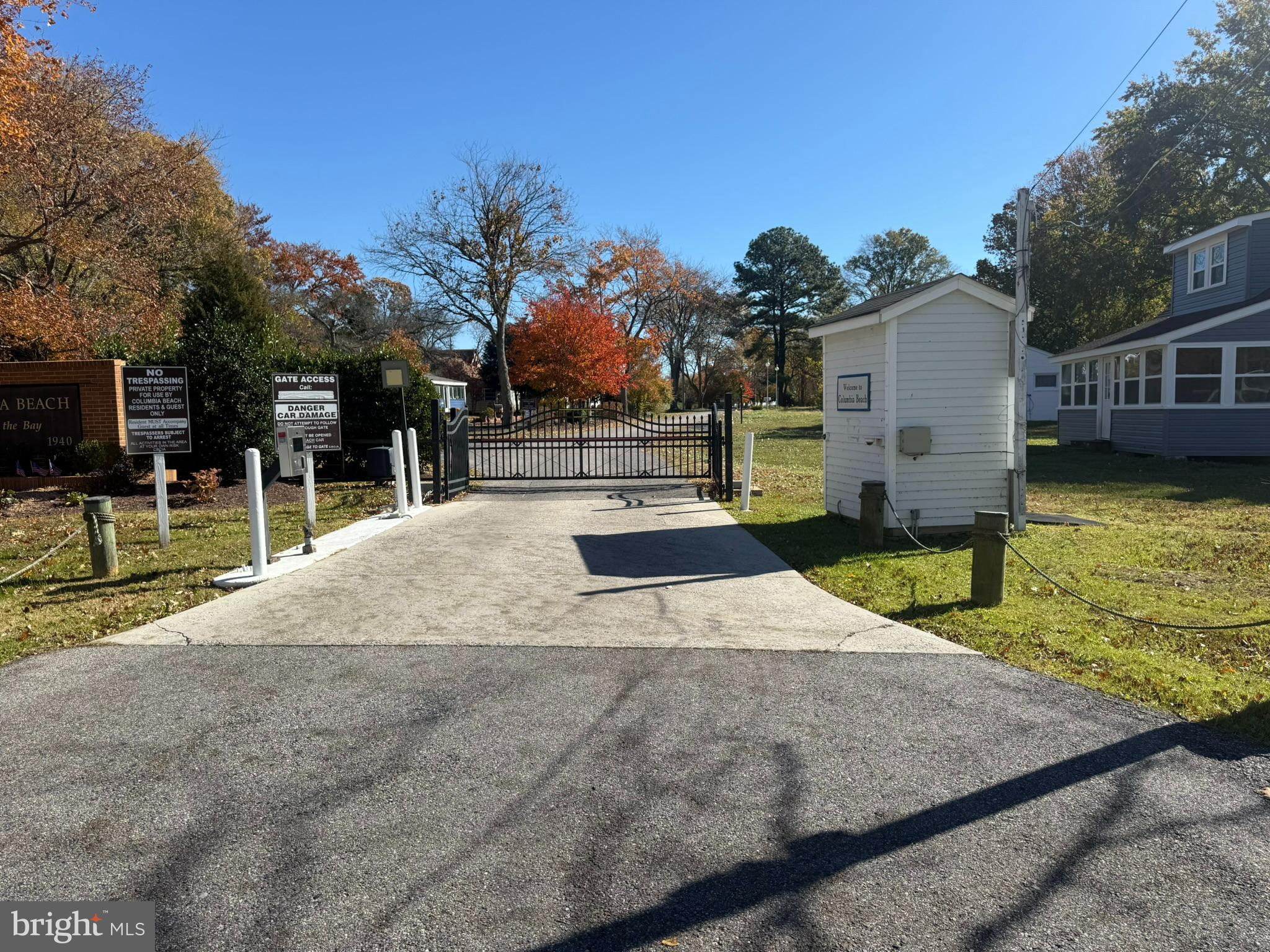 COLUMBIA BEACH - Residential
