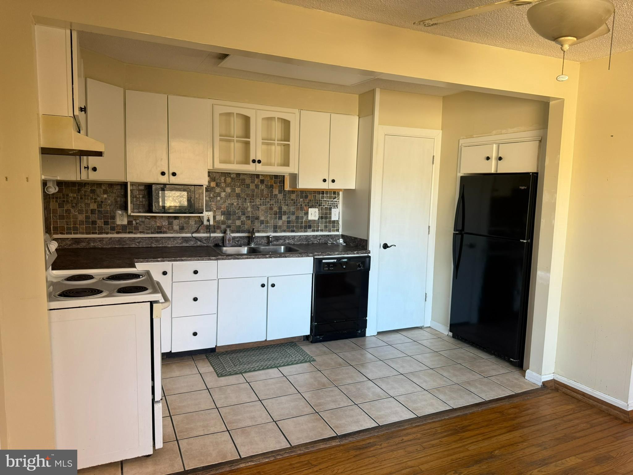 COLUMBIA BEACH - Residential