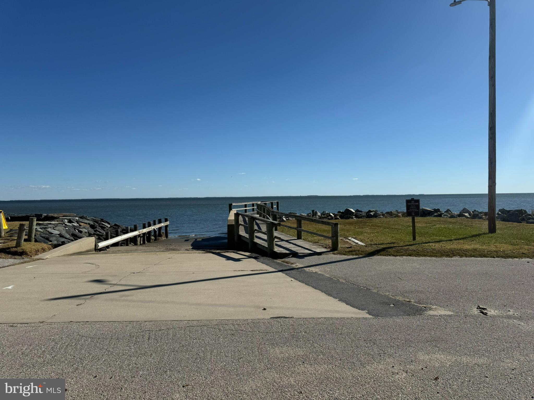 COLUMBIA BEACH - Residential