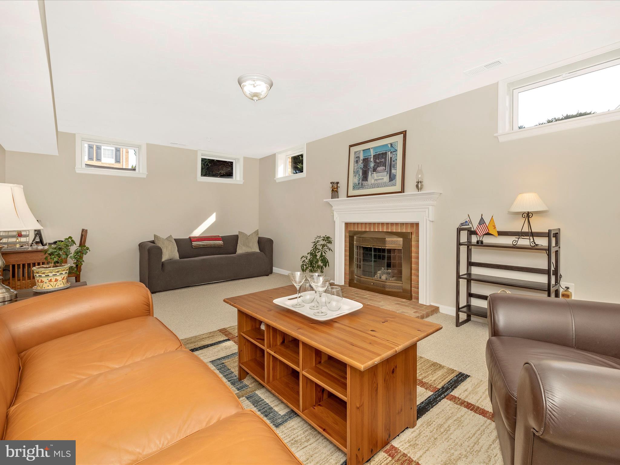 WORMANS MILL - Residential