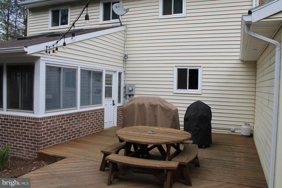 COUNTRY CLUB ESTATES - Residential