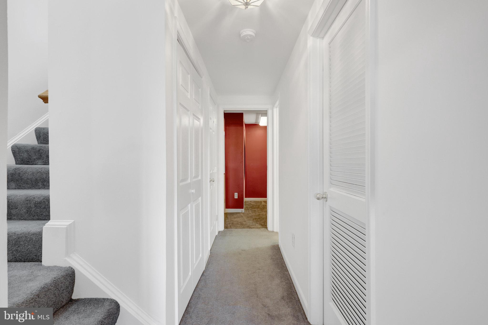 ASHBURN VILLAGE - Residential