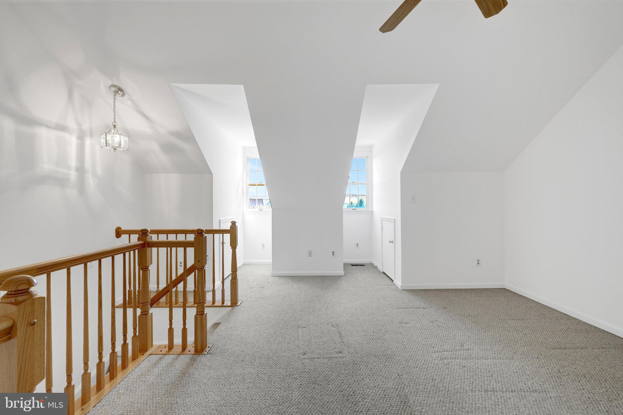 ASHBURN VILLAGE - Residential