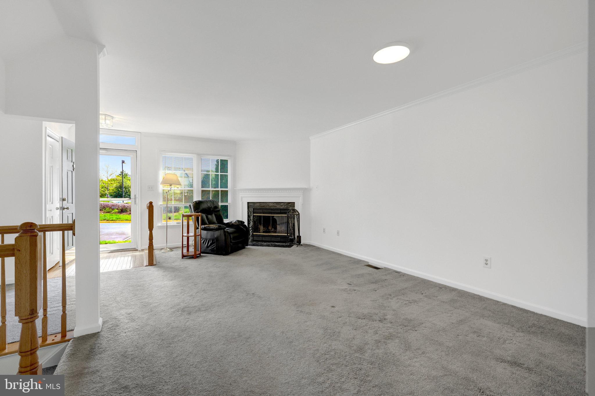 ASHBURN VILLAGE - Residential