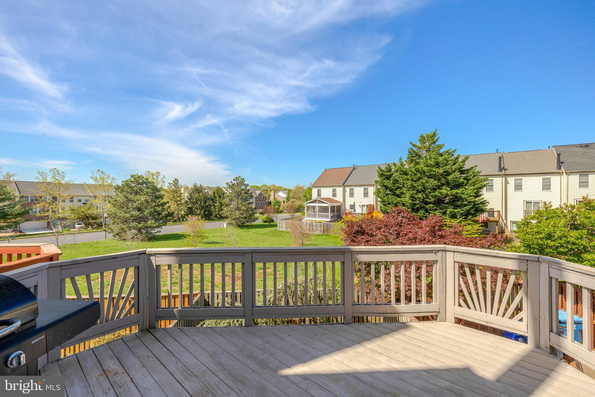 ASHBURN VILLAGE - Residential