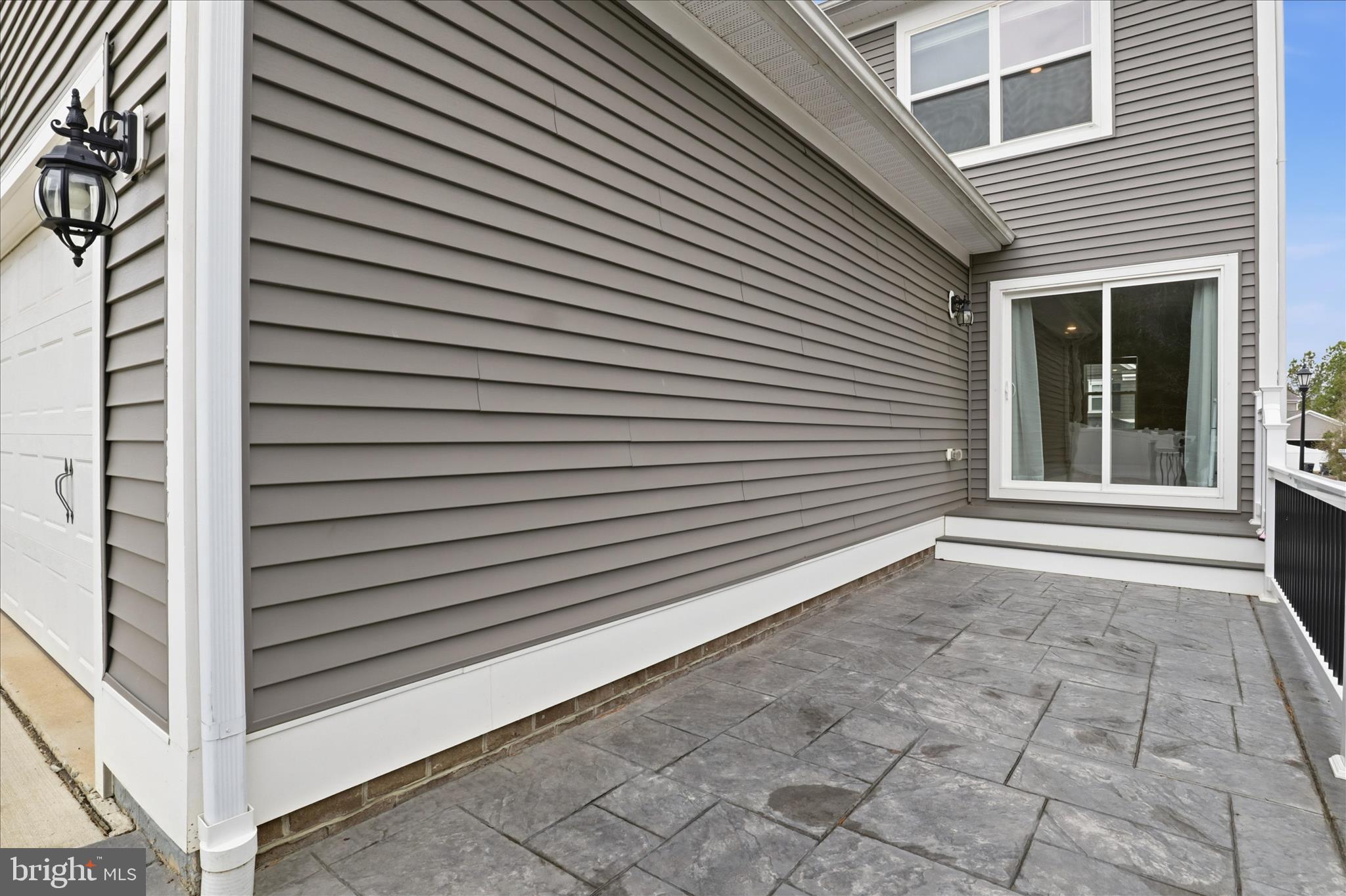 LADYSMITH VILLAGE - Residential