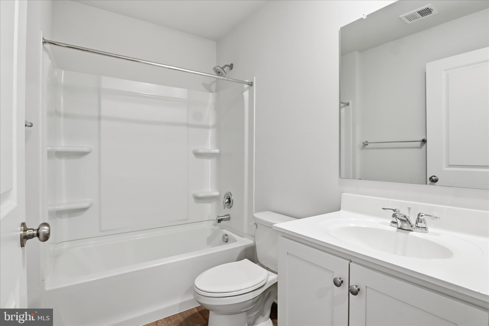 LADYSMITH VILLAGE - Residential