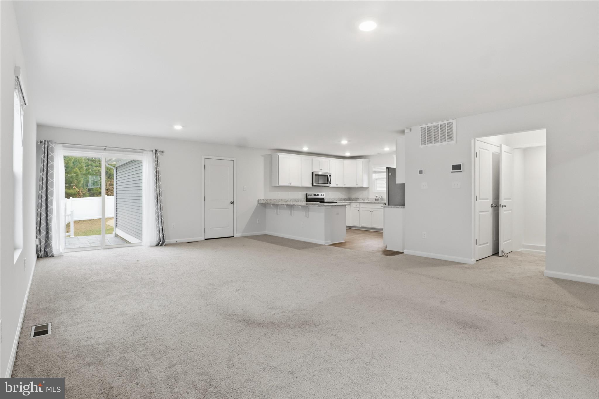 LADYSMITH VILLAGE - Residential