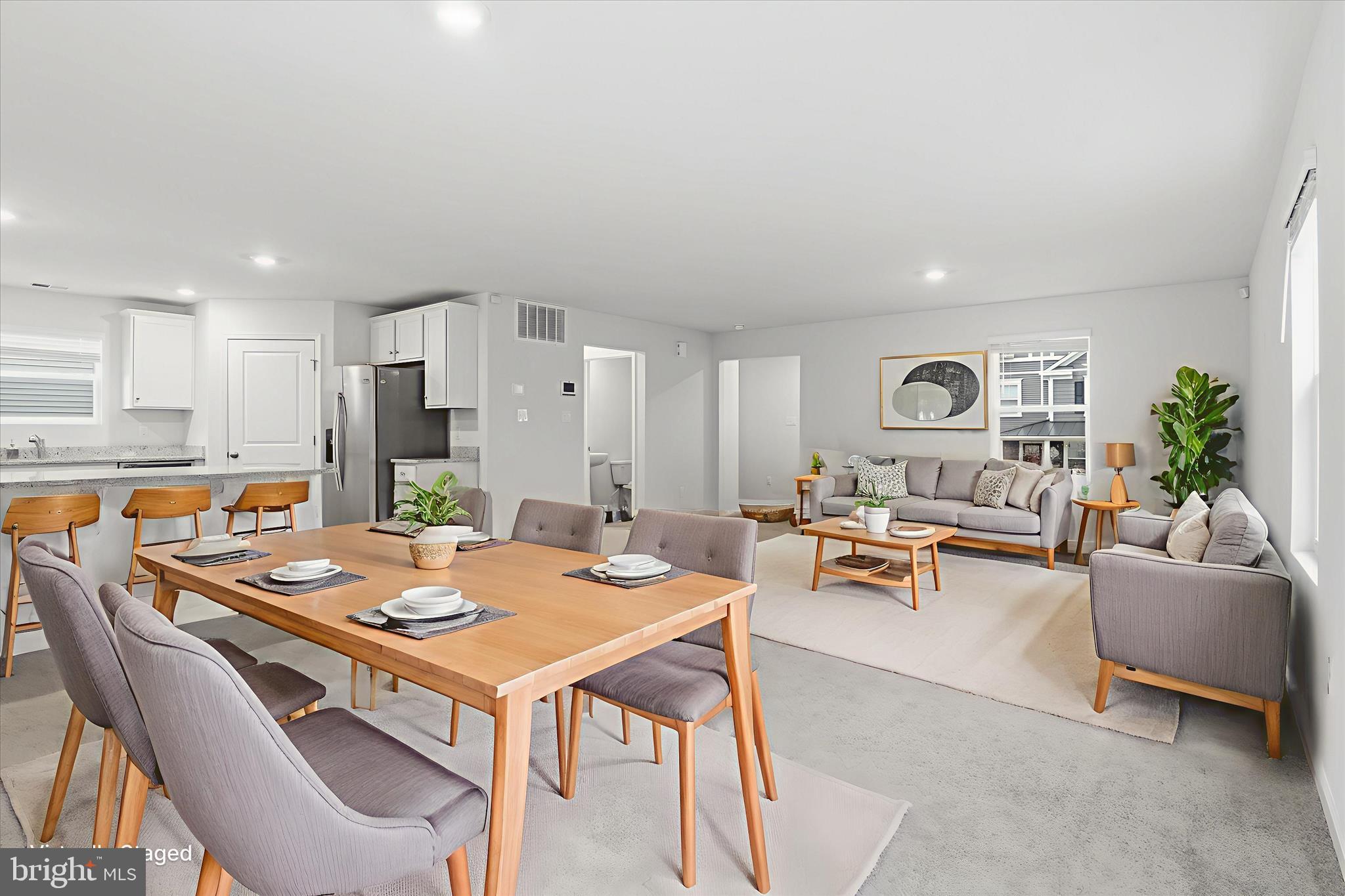 LADYSMITH VILLAGE - Residential