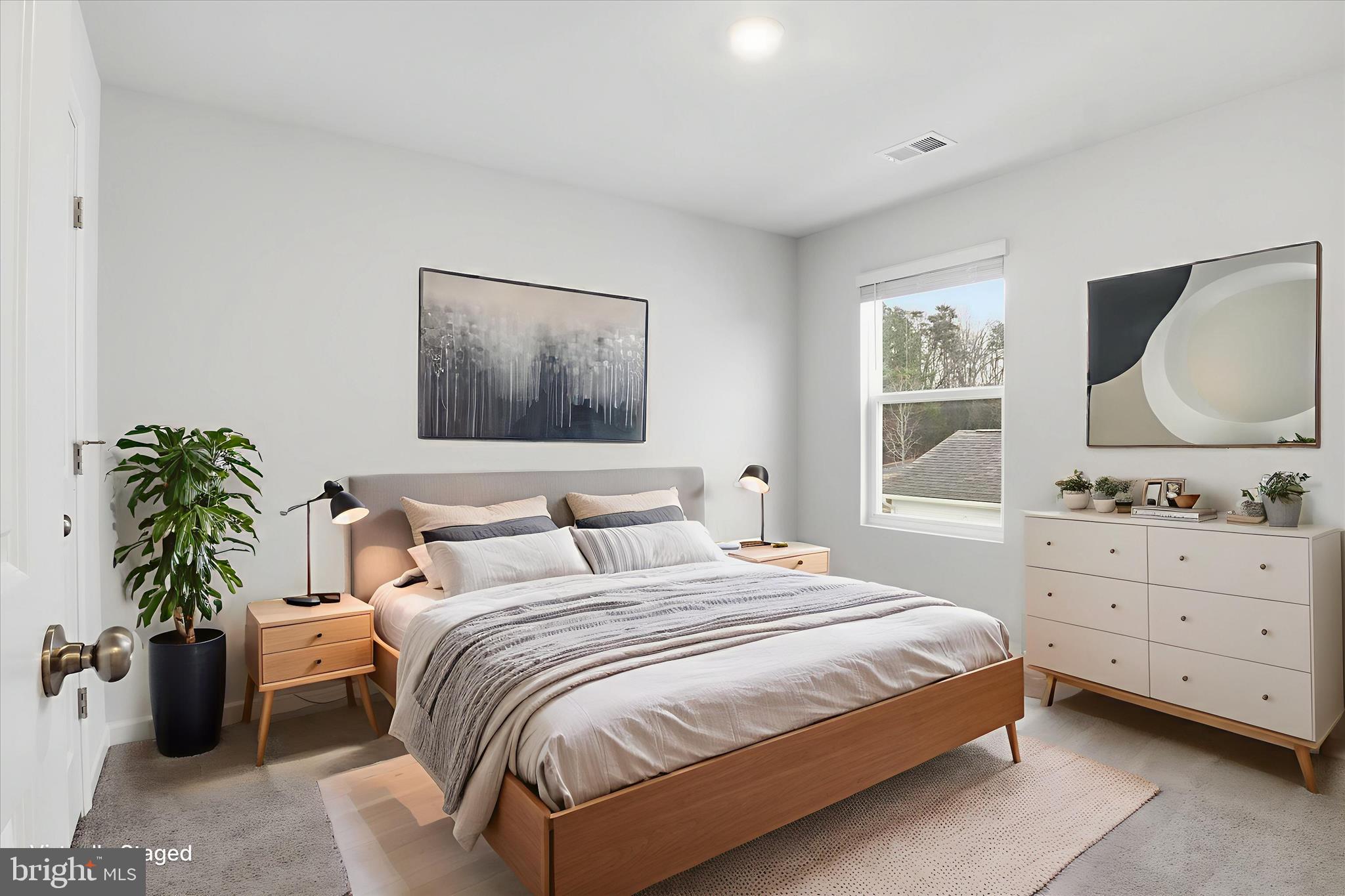 LADYSMITH VILLAGE - Residential