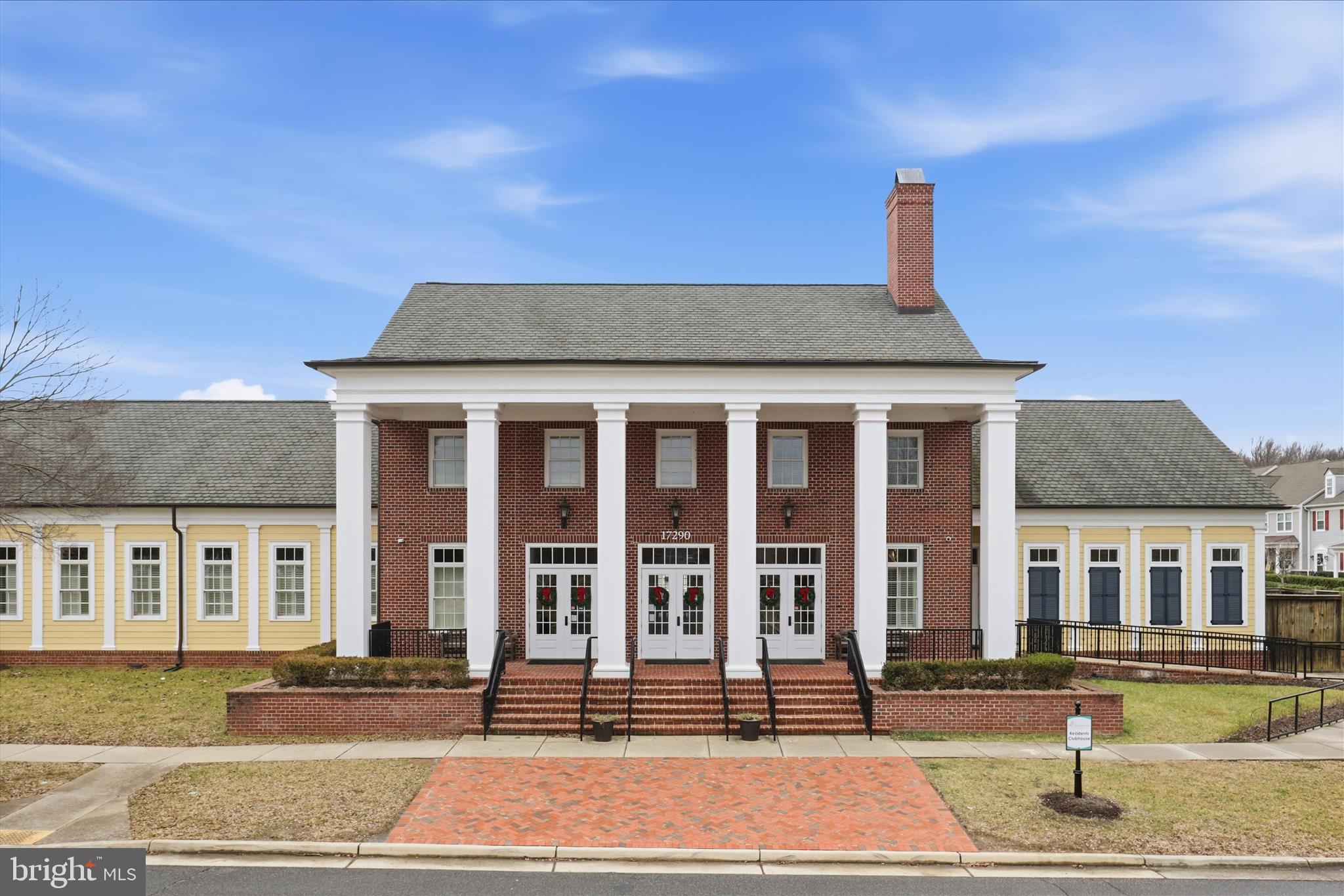 LADYSMITH VILLAGE - Residential