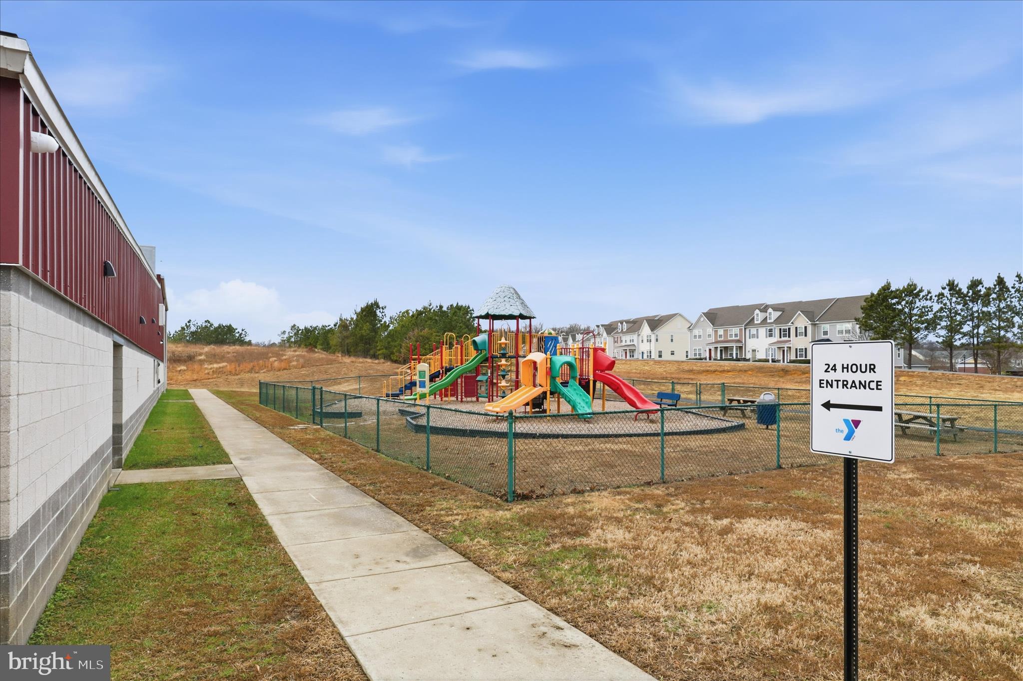 LADYSMITH VILLAGE - Residential