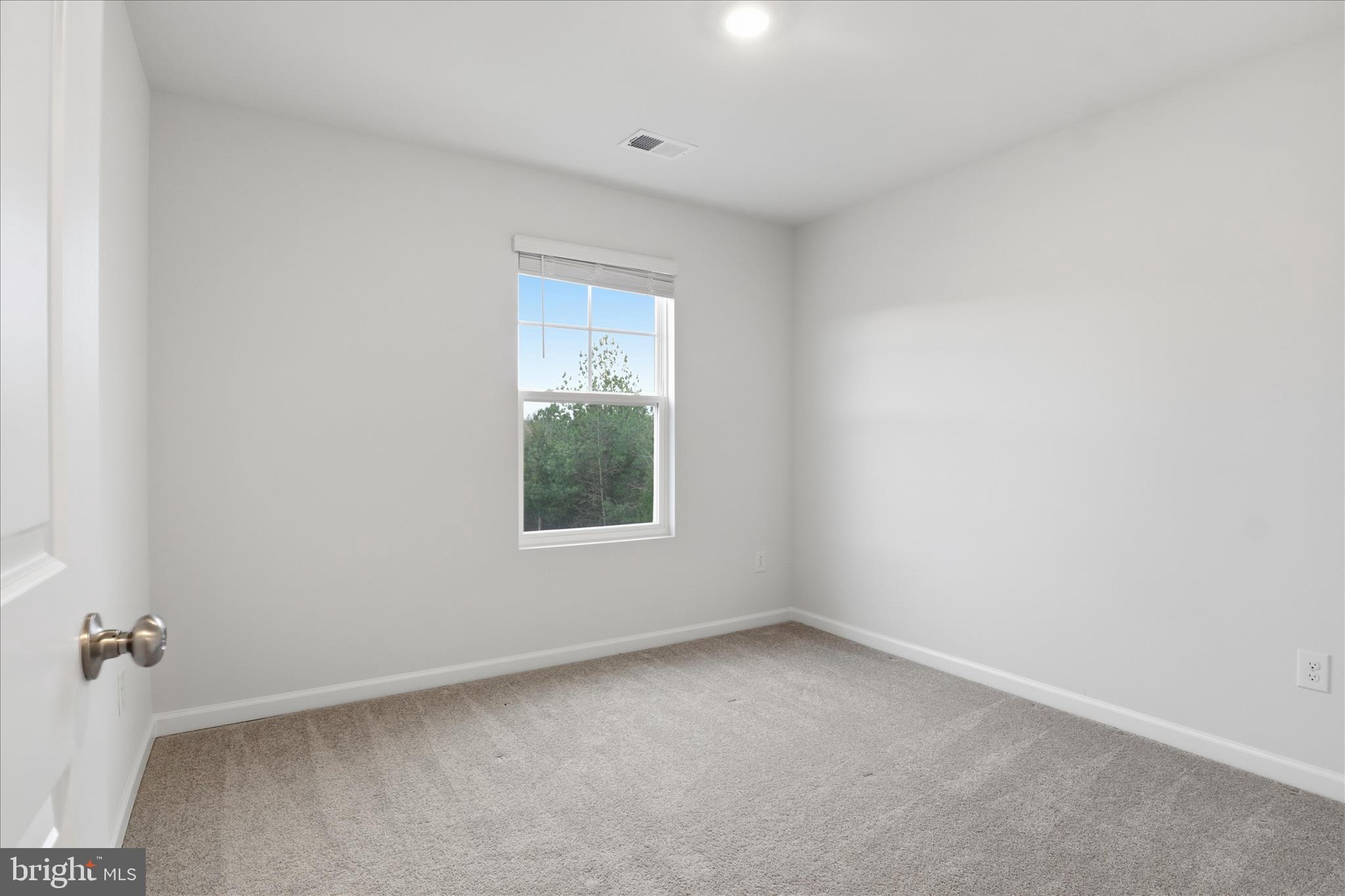 LADYSMITH VILLAGE - Residential