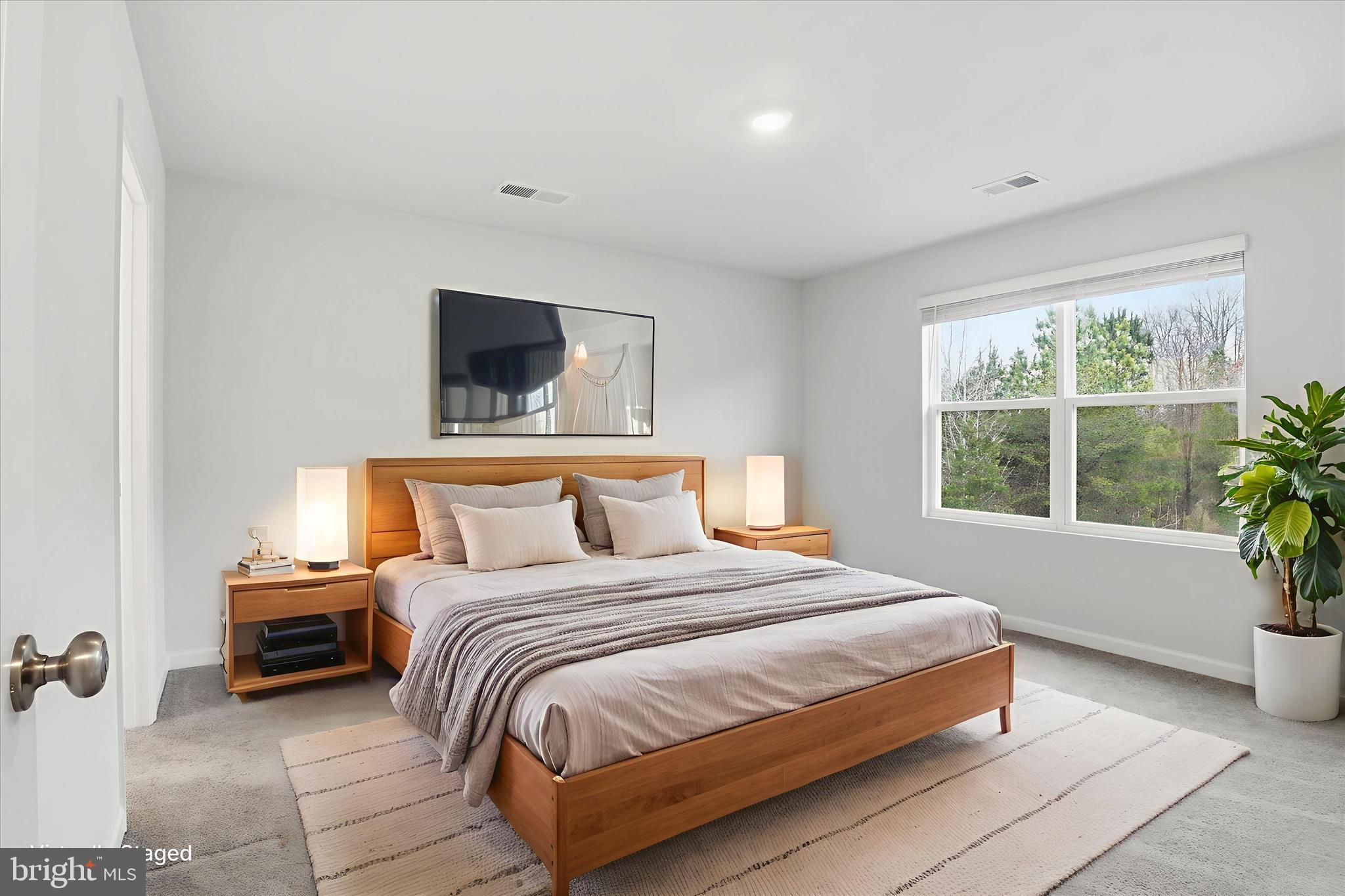 LADYSMITH VILLAGE - Residential