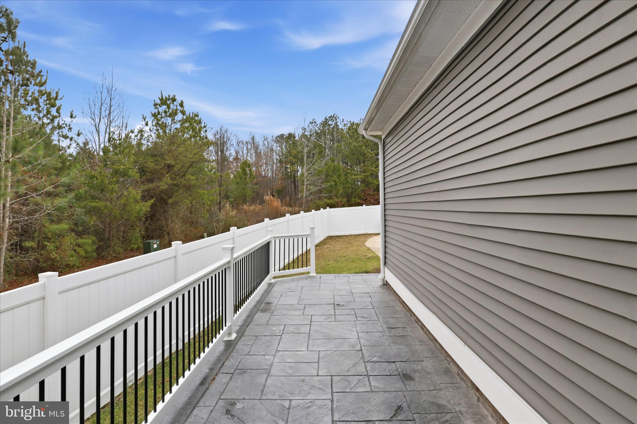 LADYSMITH VILLAGE - Residential